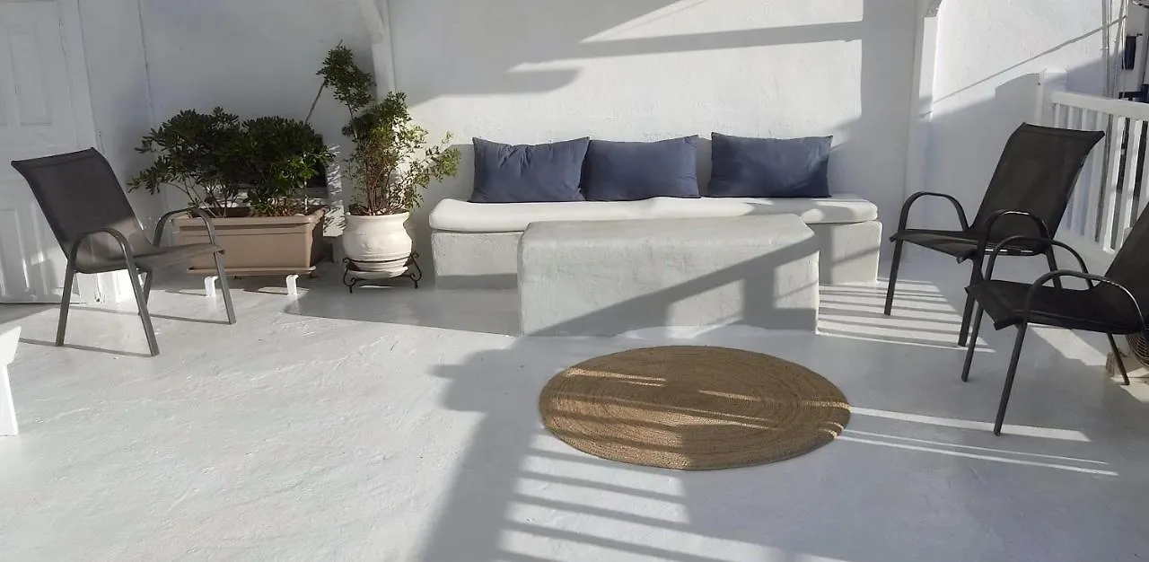 Feriehus Bougainvillea Typical Town House - Private Rooftop Mykonos Town